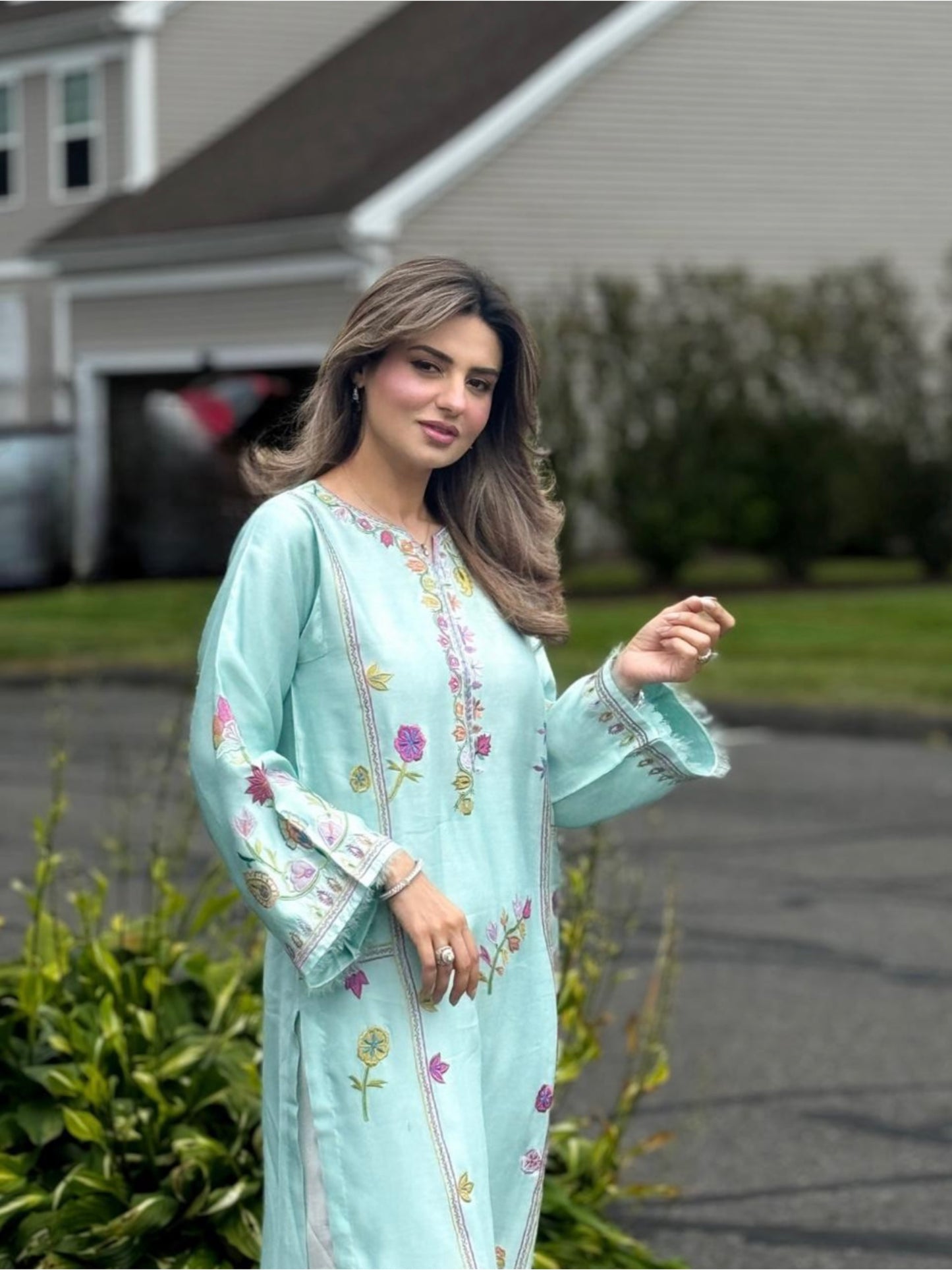 Aqua Raya kurta