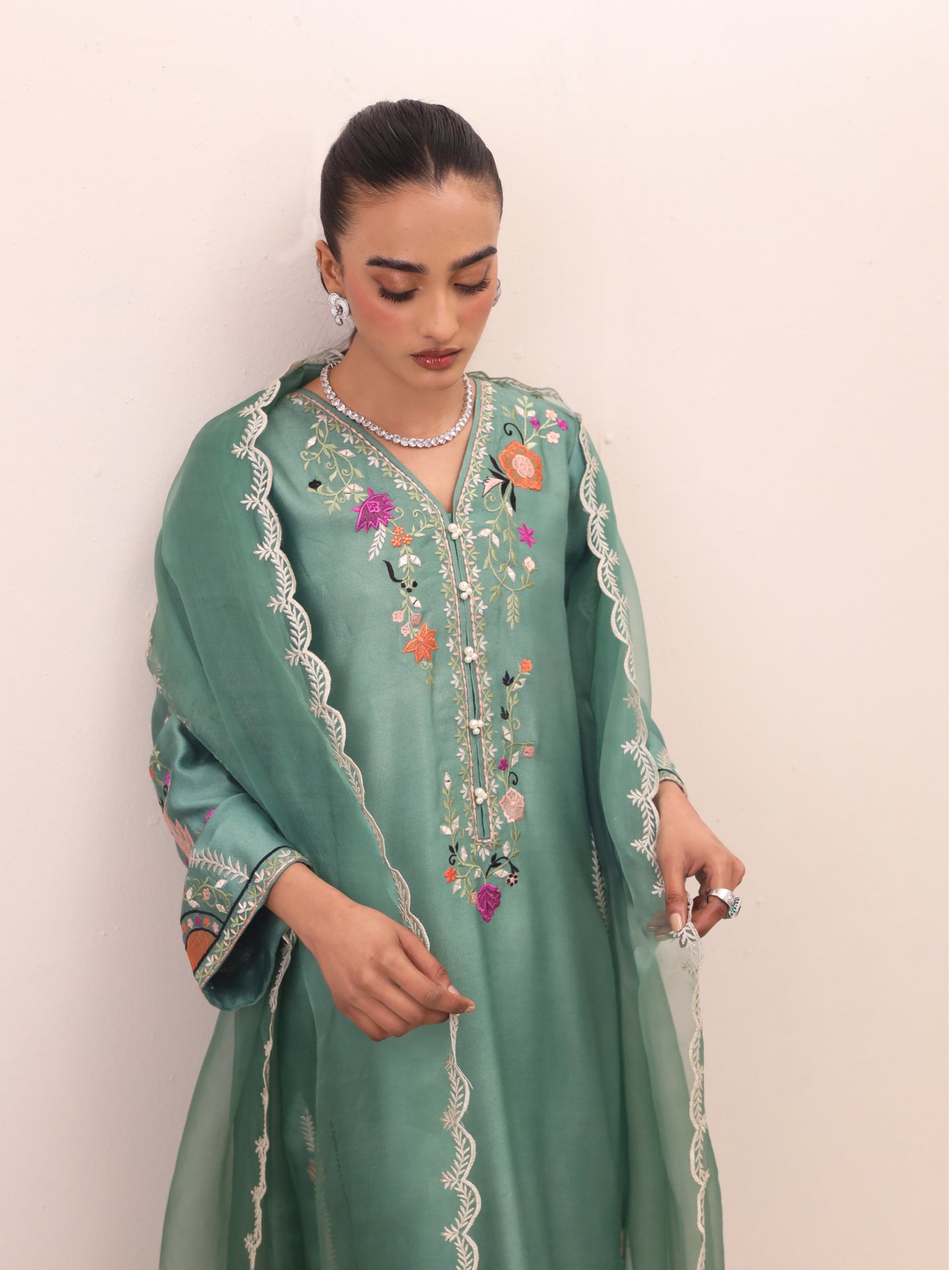 Amaya kurta