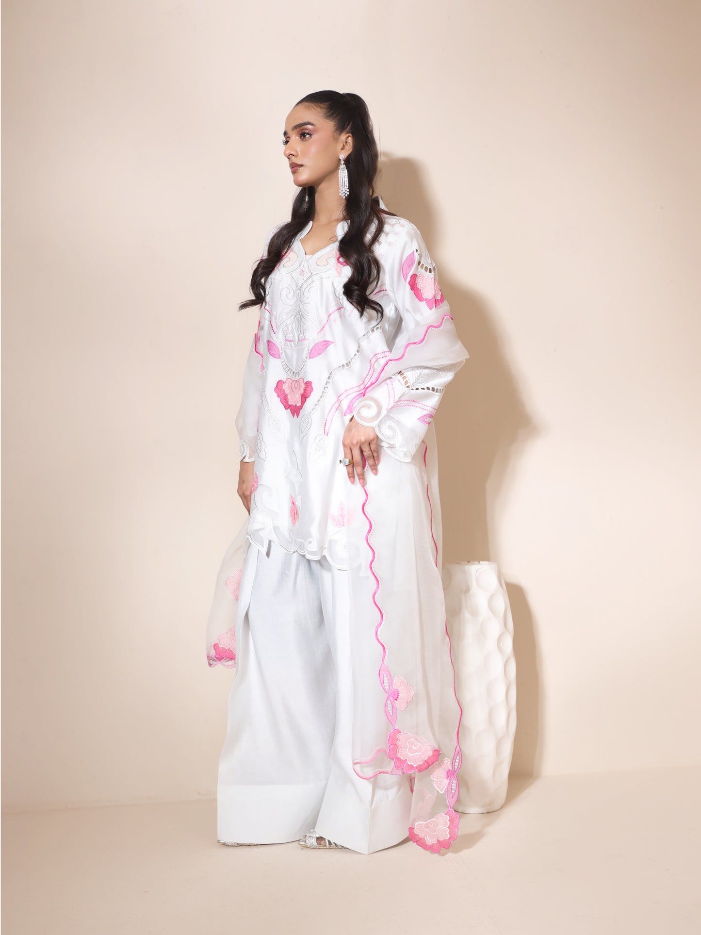 Nisha set