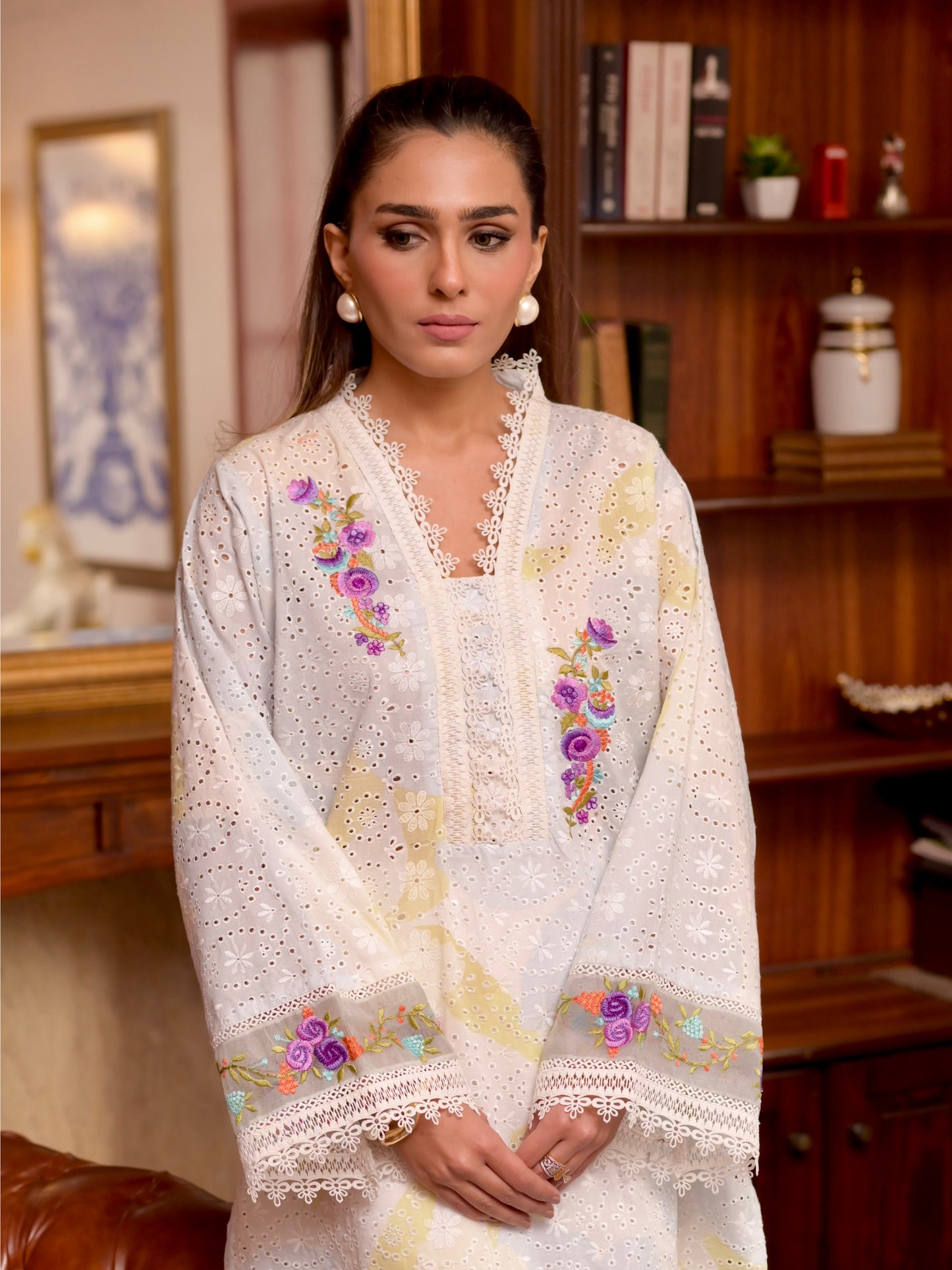 Alvira kurta