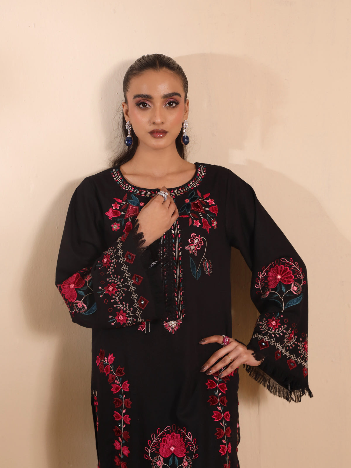 Adaa 2pc Set