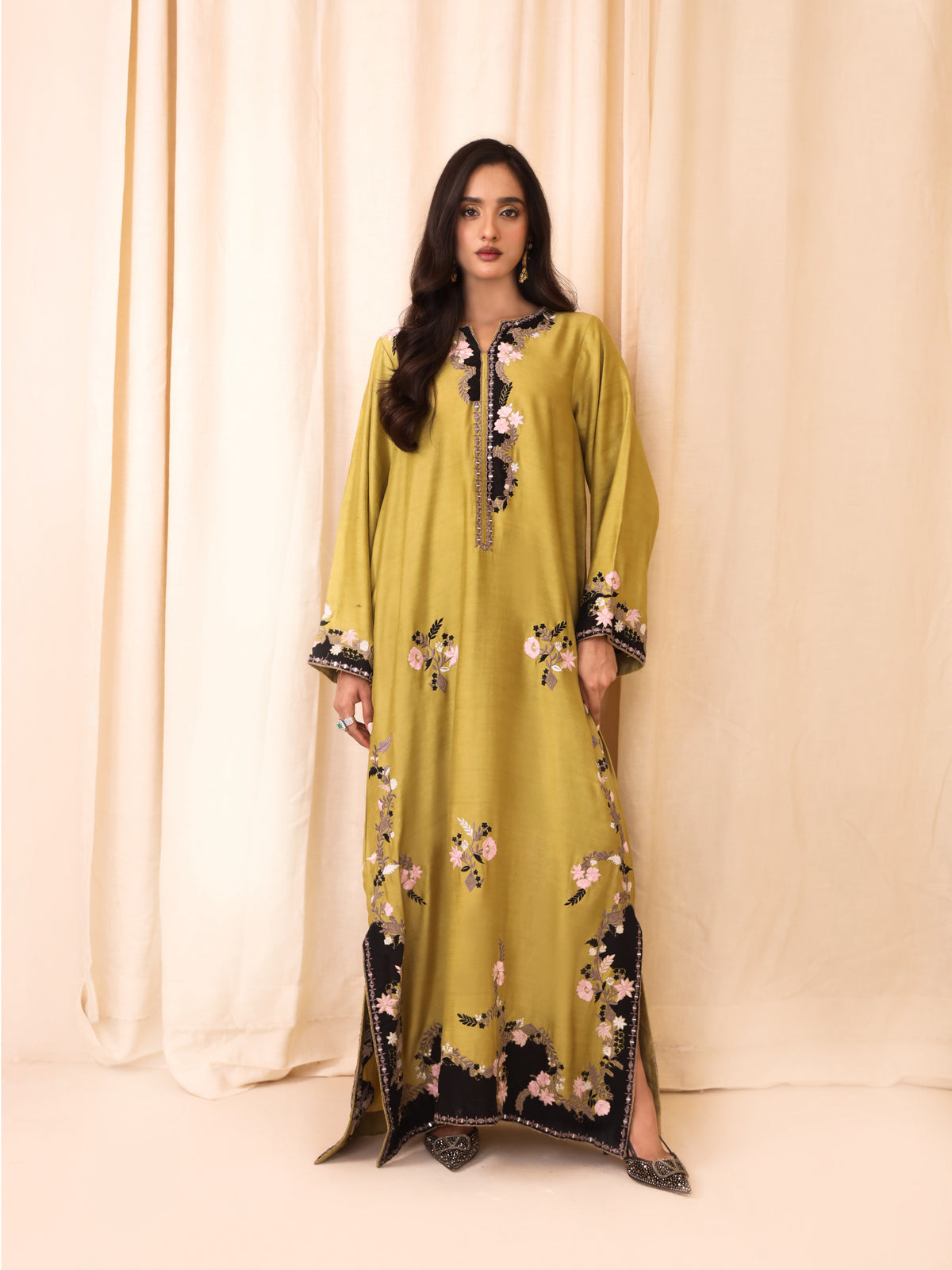 Mehar Sheesha Silk Kaftan