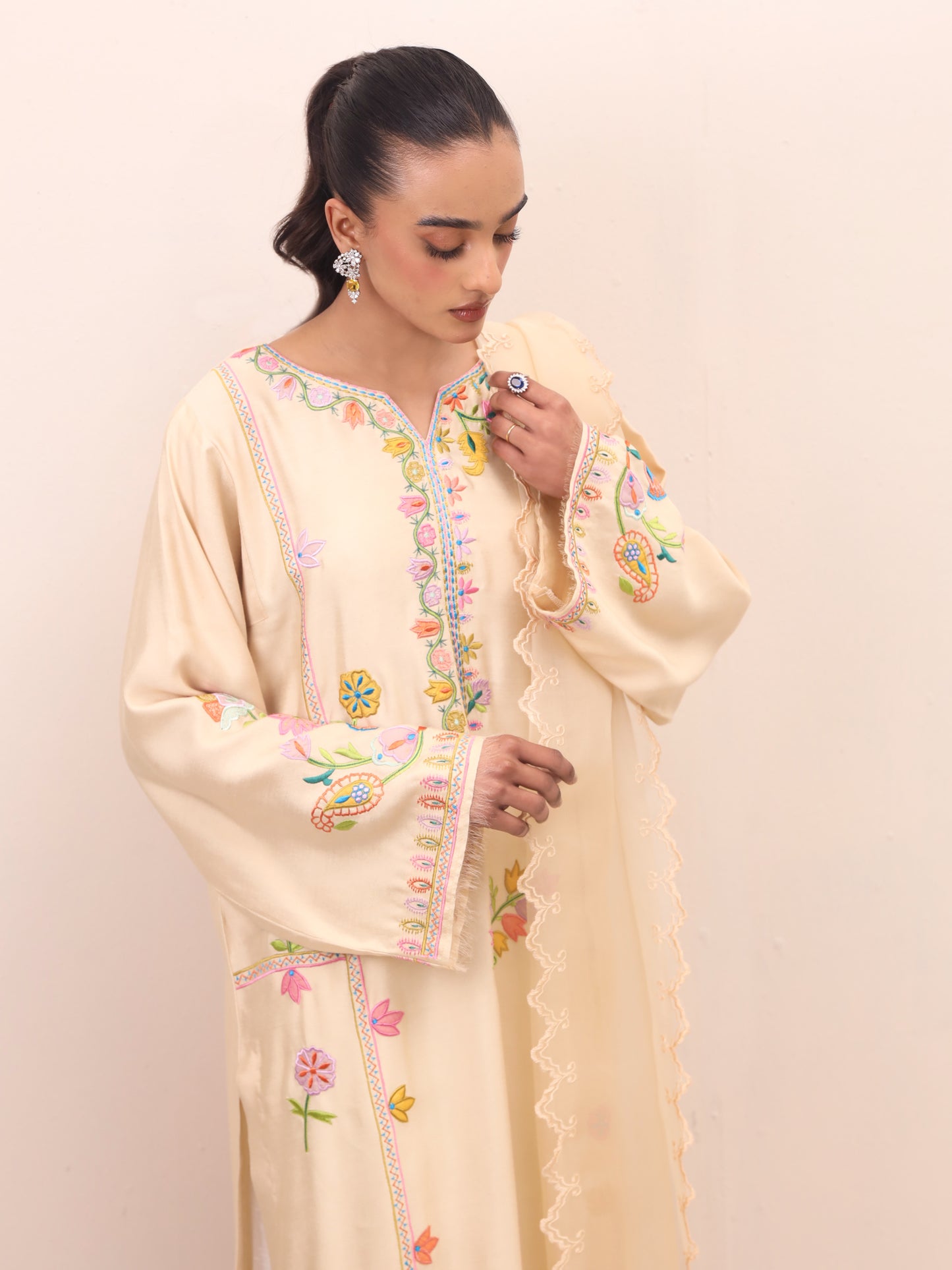 Raya kurta