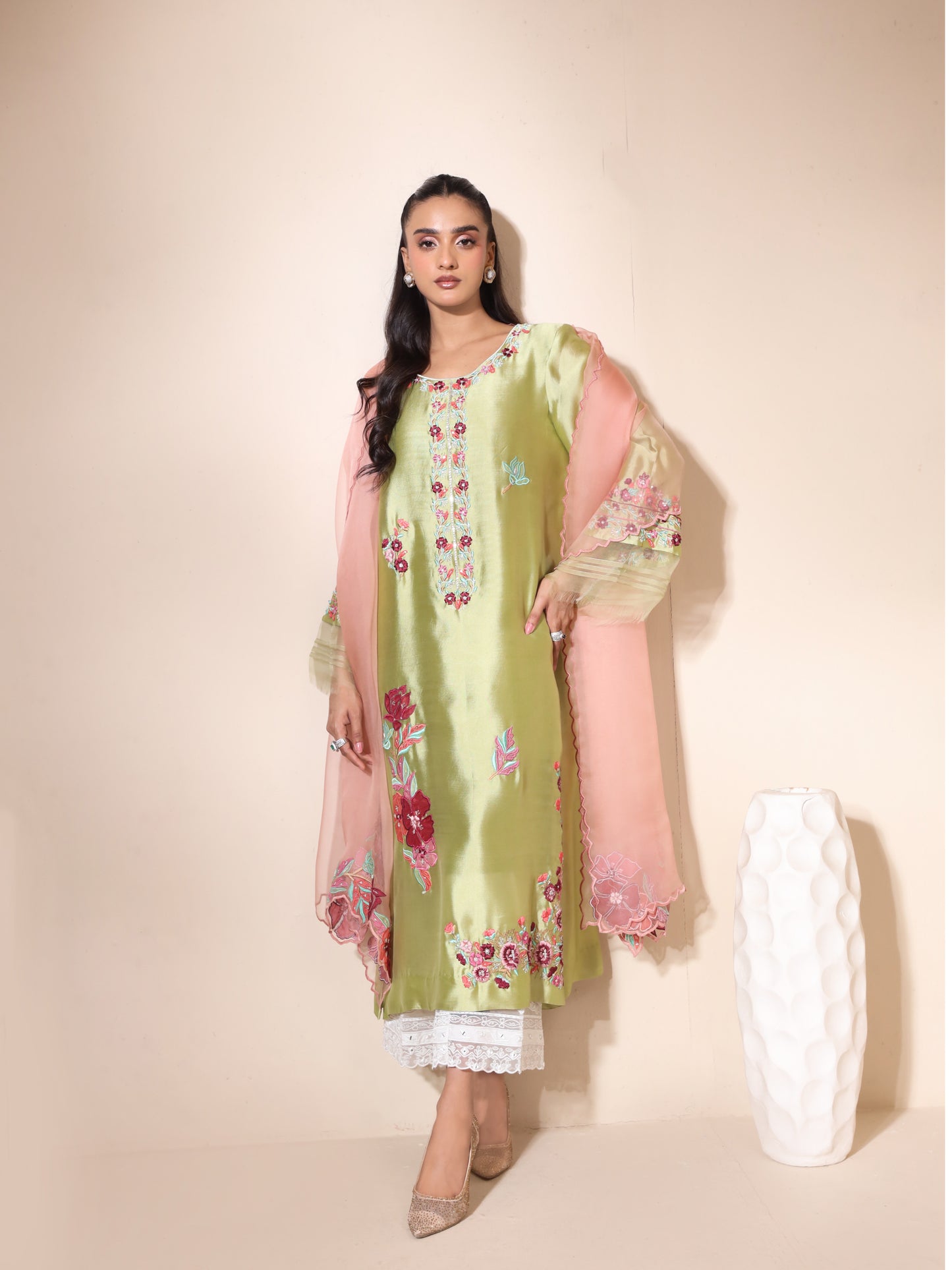 Sia Kurta