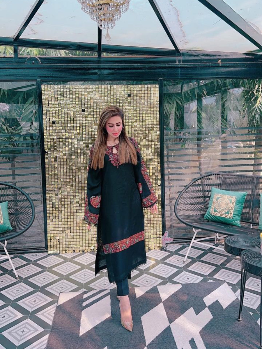 Haya Black Pashmina Kurta