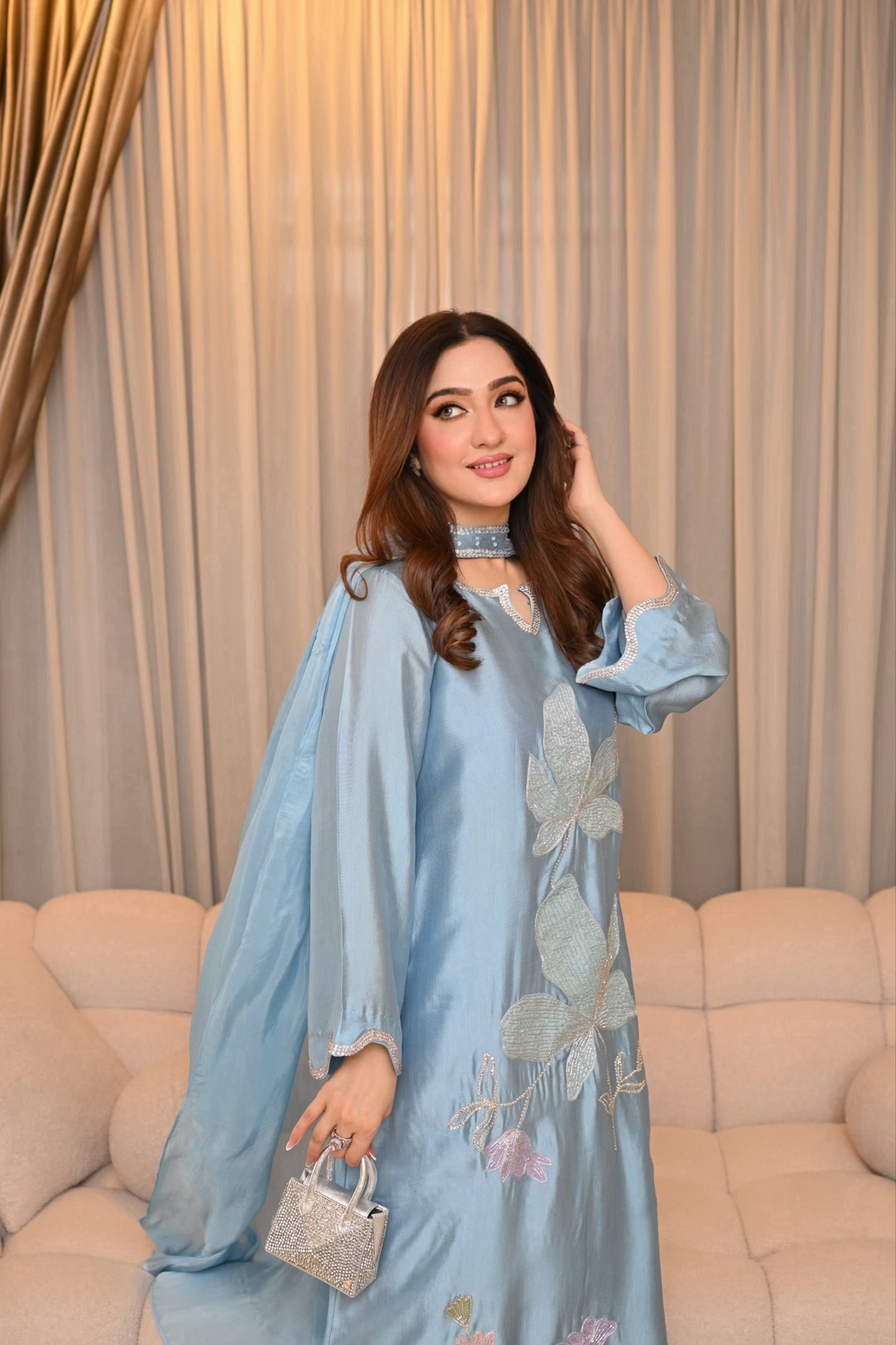 Lumea kaftan