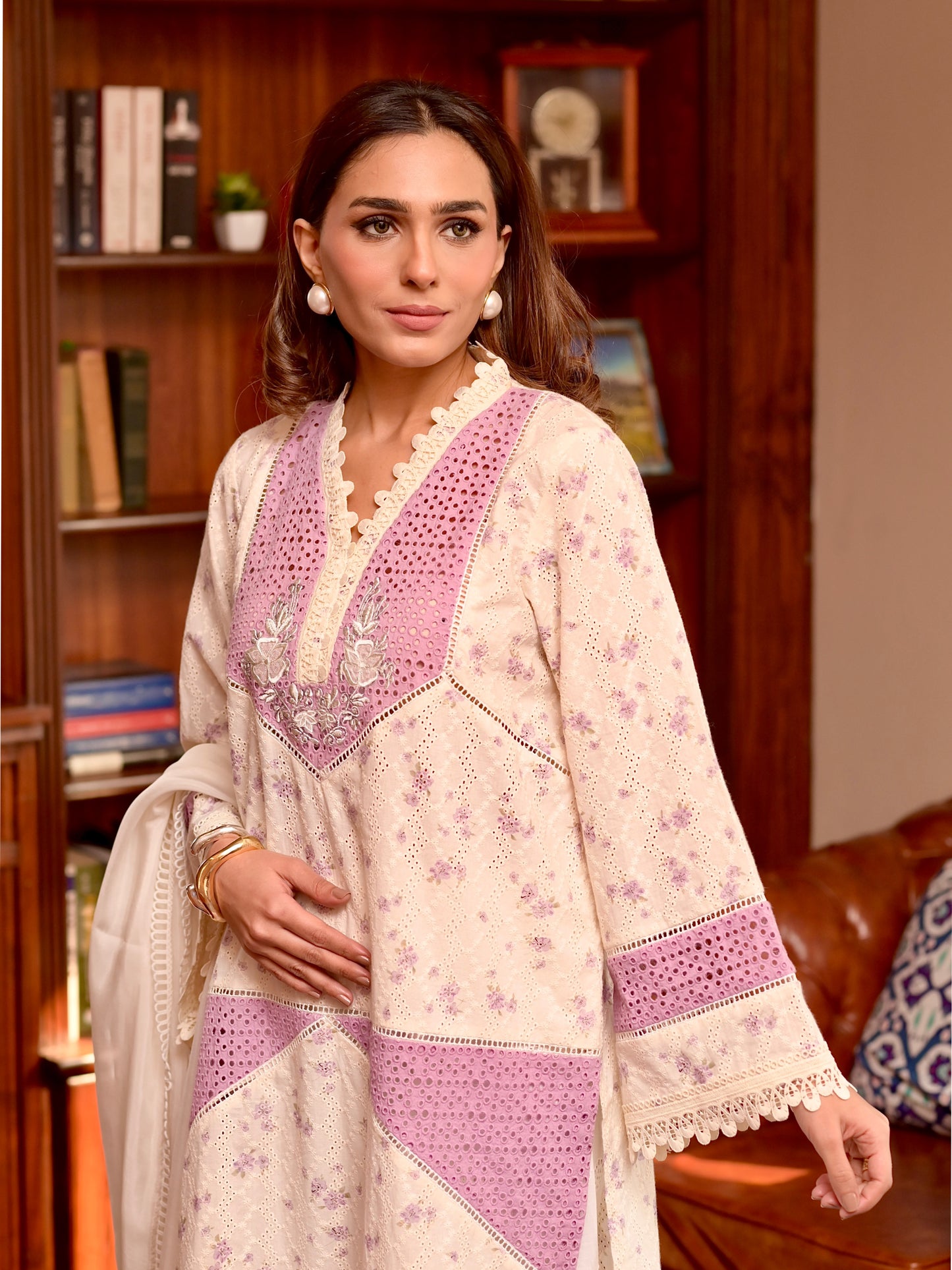 Hoor kurta
