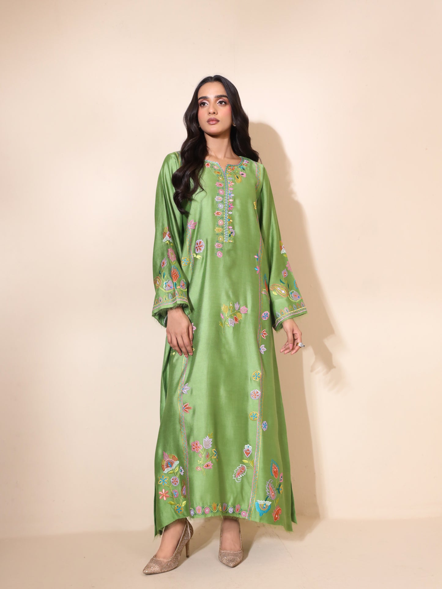 Raya kaftan