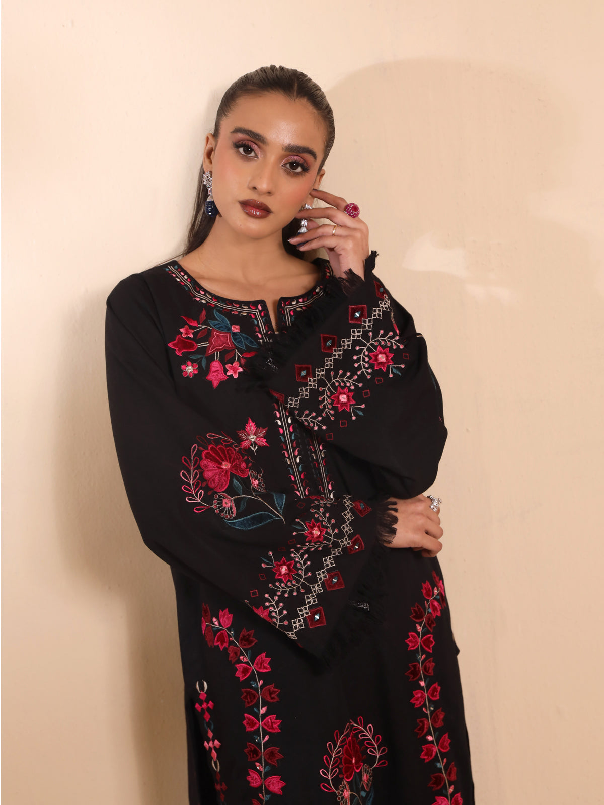 Adaa 2pc Set