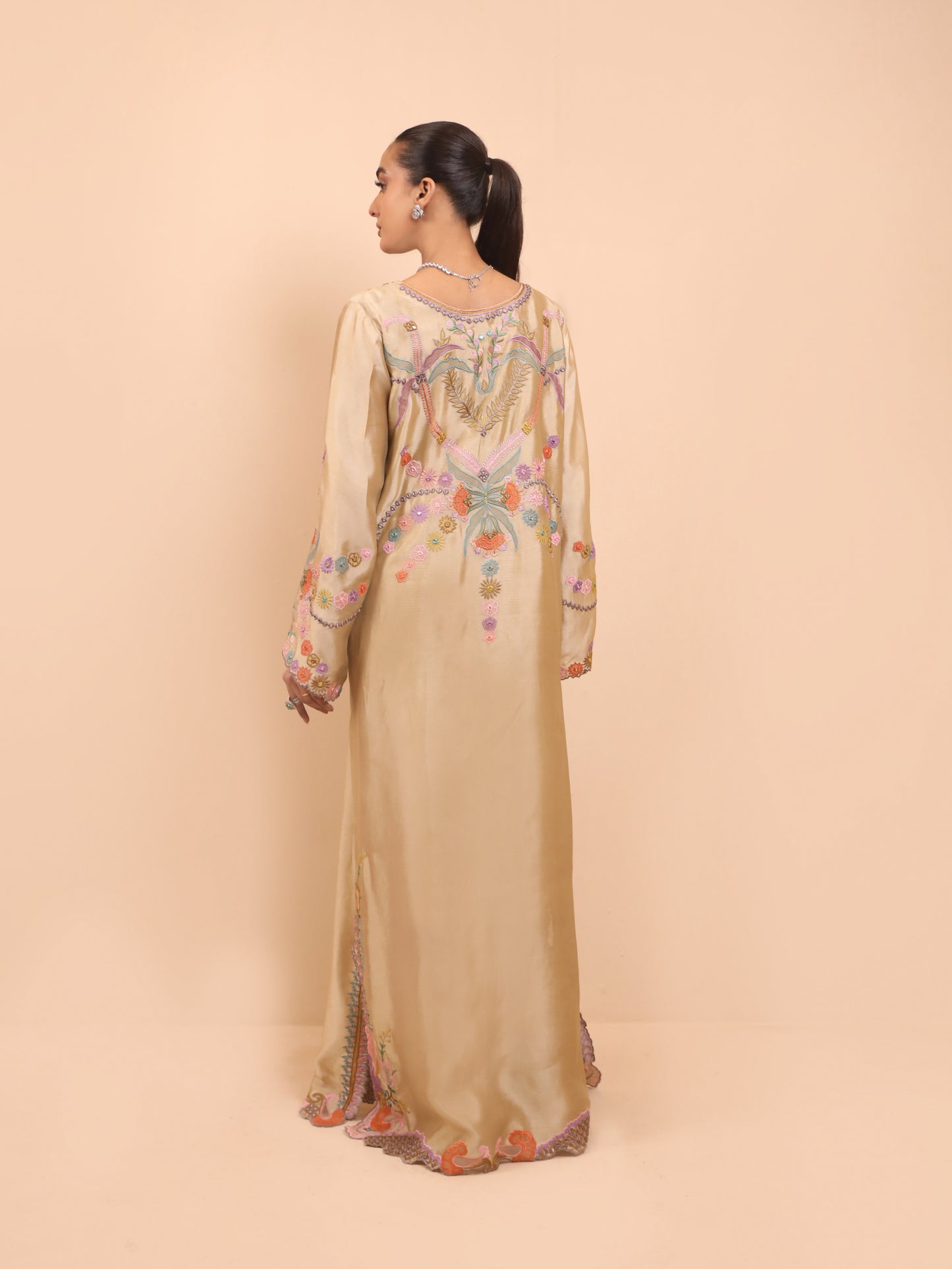 Rahaa Kaftan
