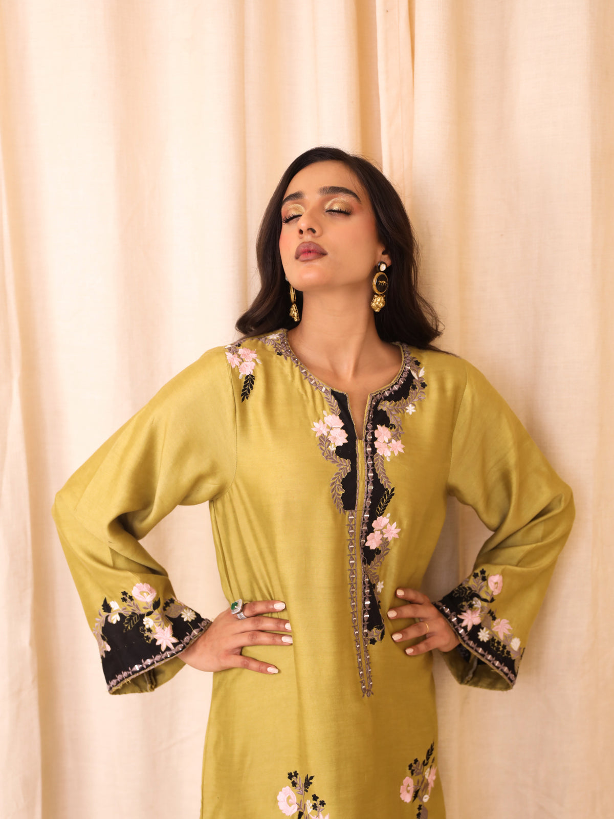 Mehar Sheesha Silk Kaftan