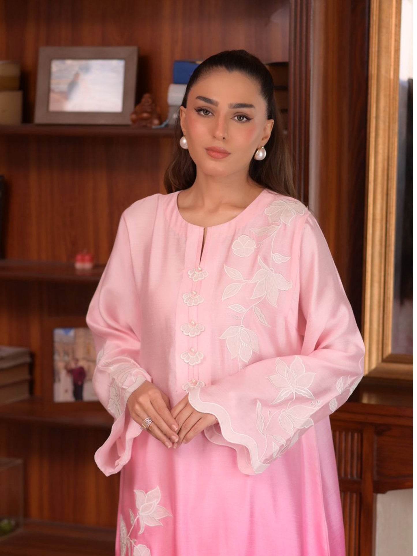 Noorah kurta