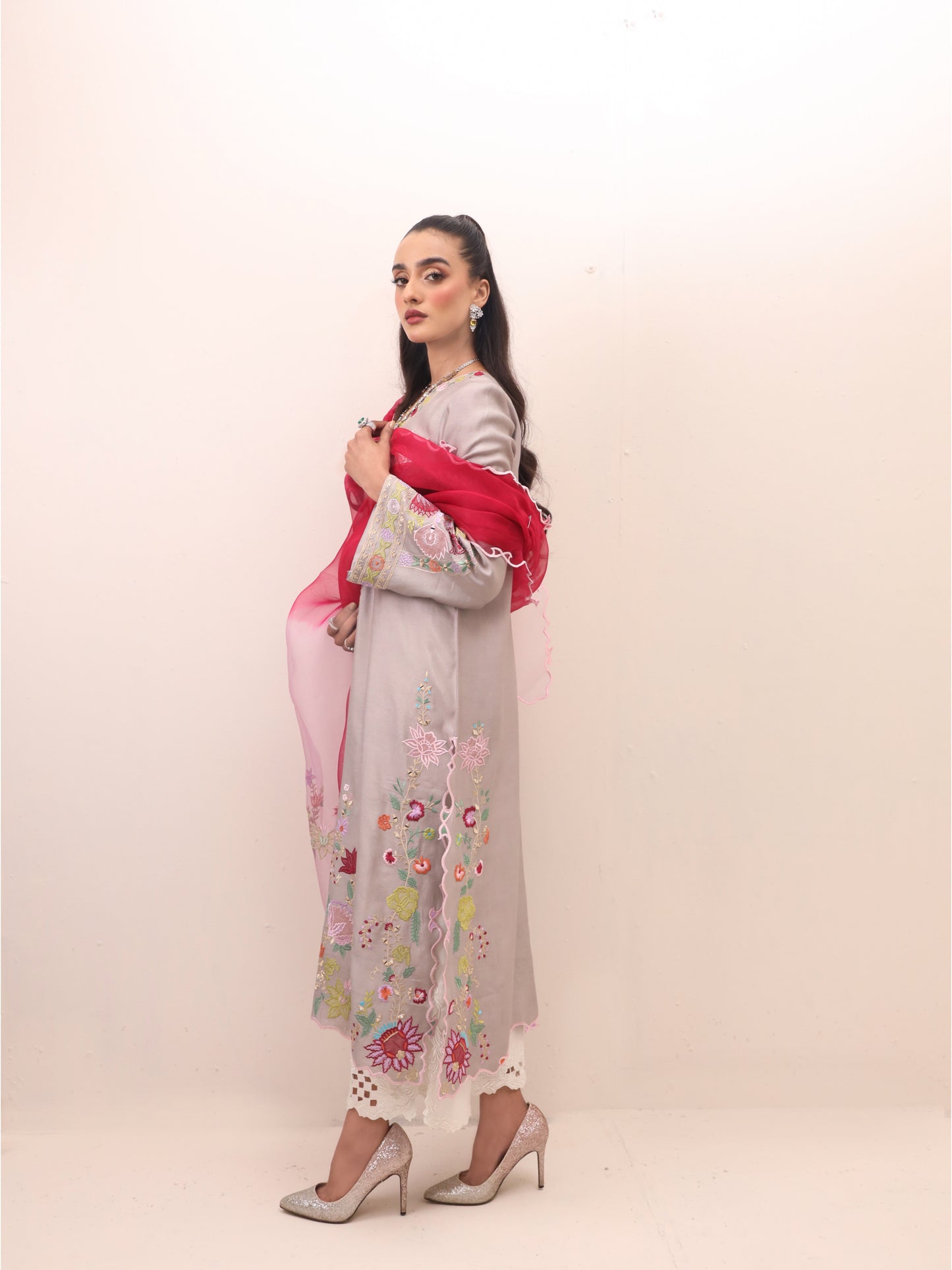 Cia kurta
