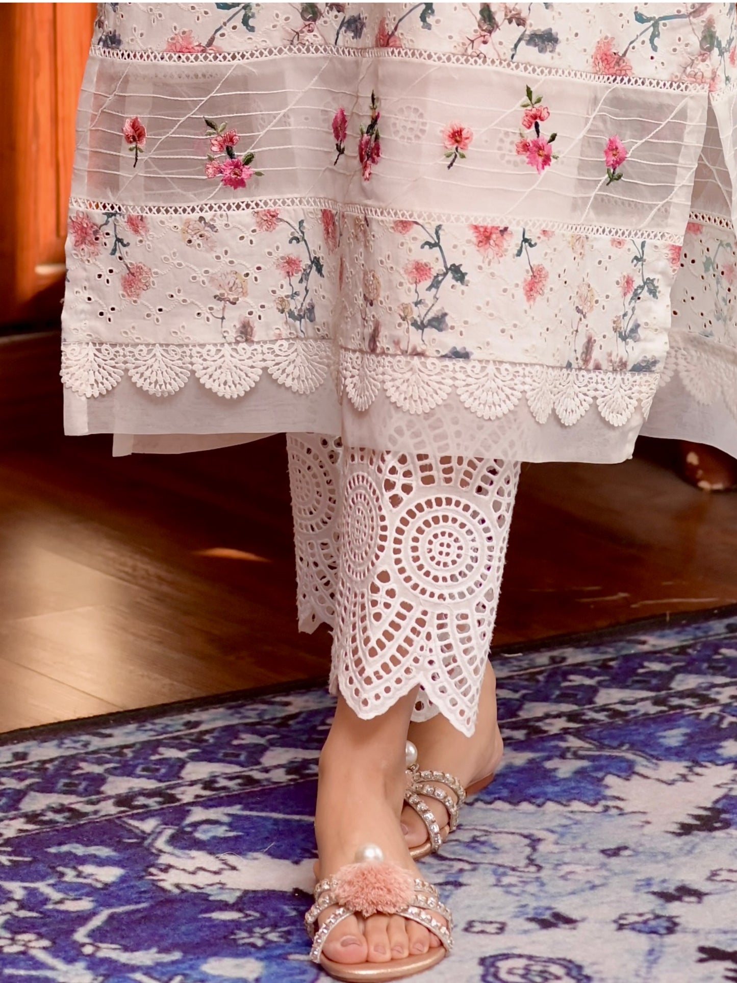 Cutwork pants