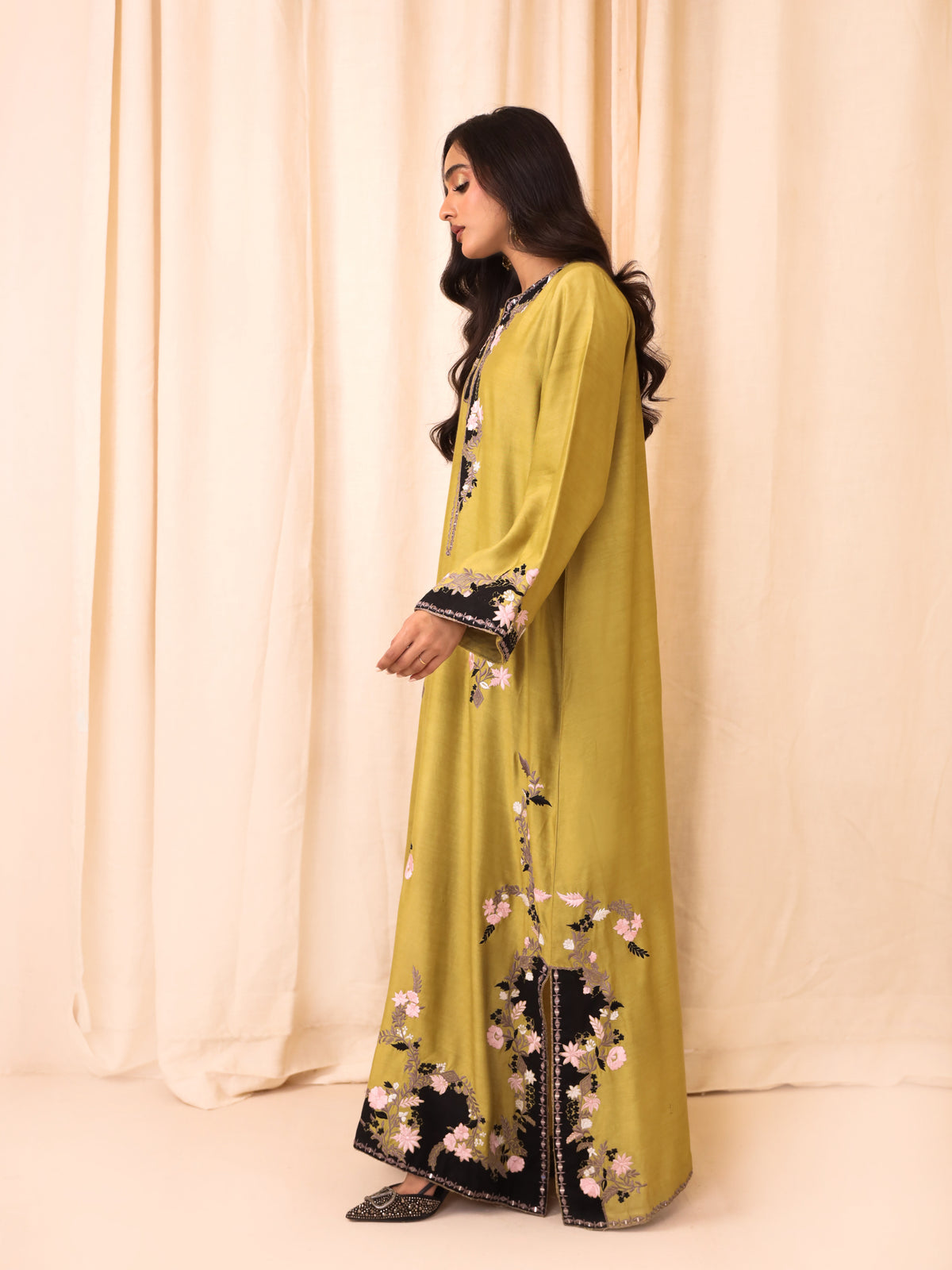 Mehar Sheesha Silk Kaftan