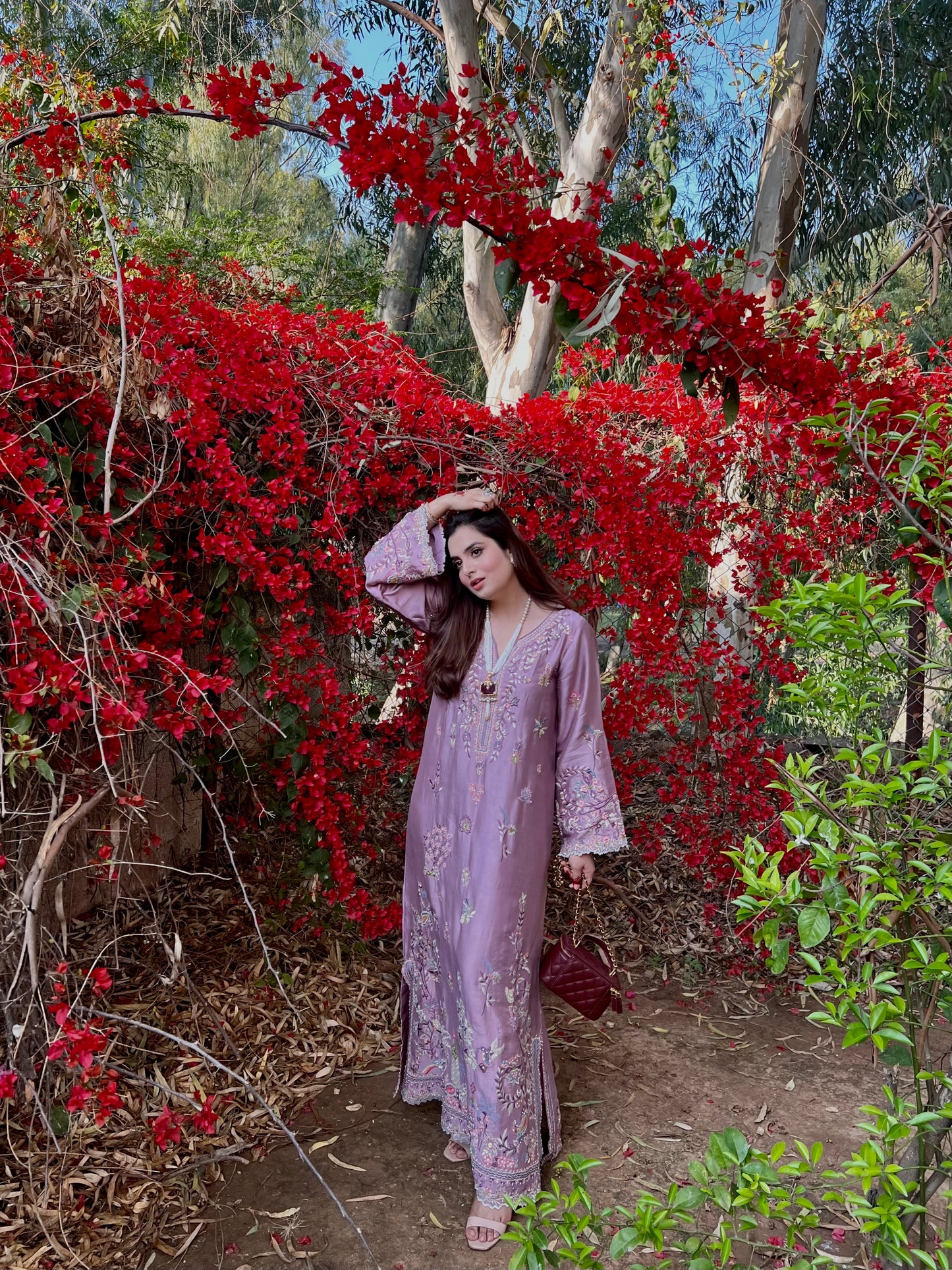 Anush kaftan