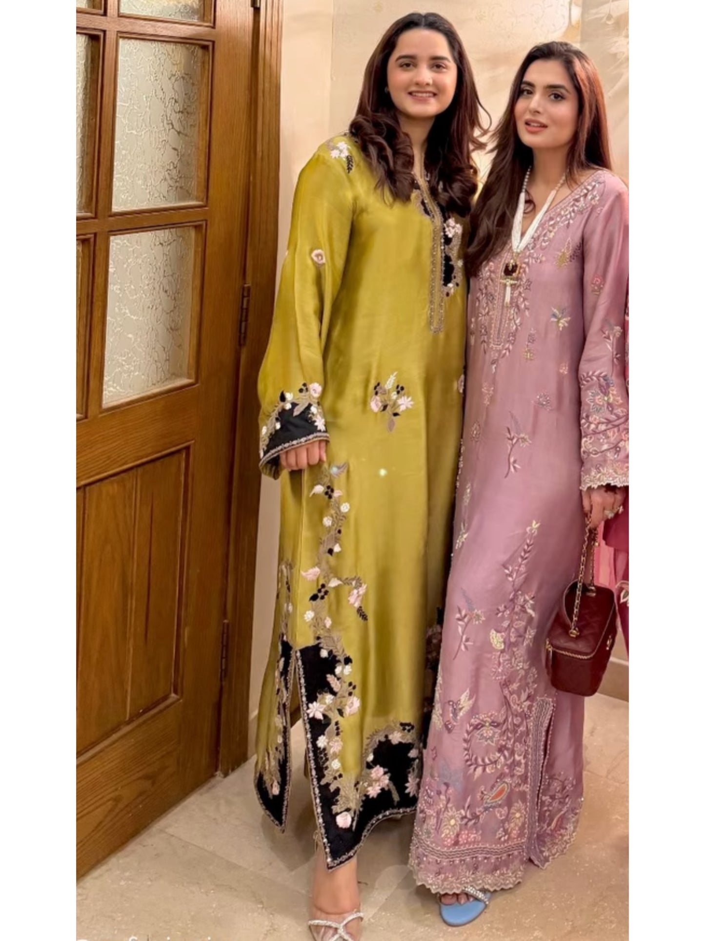 Anush kaftan