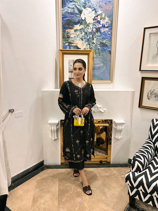 Maleeha kurta