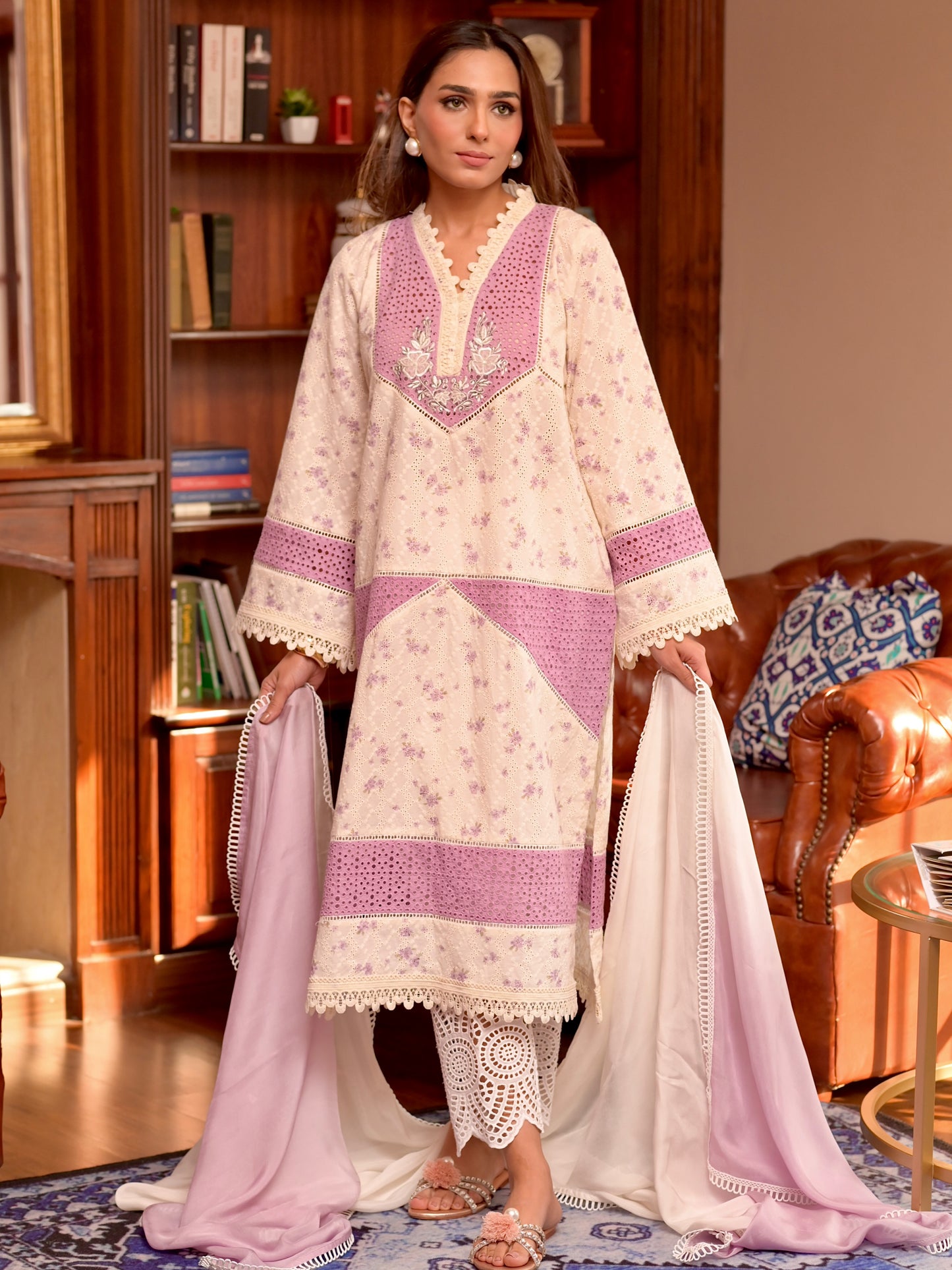 Hoor kurta