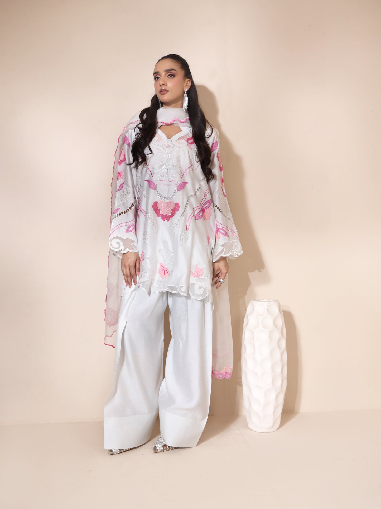 Nisha set