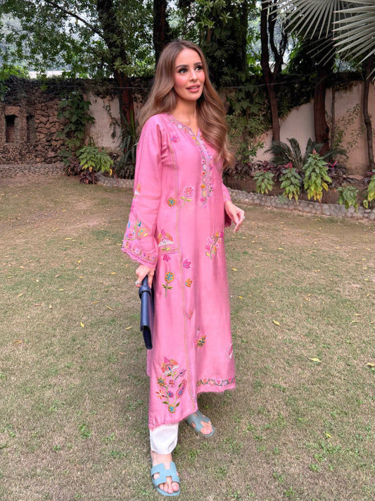 Mahnoor Kurta