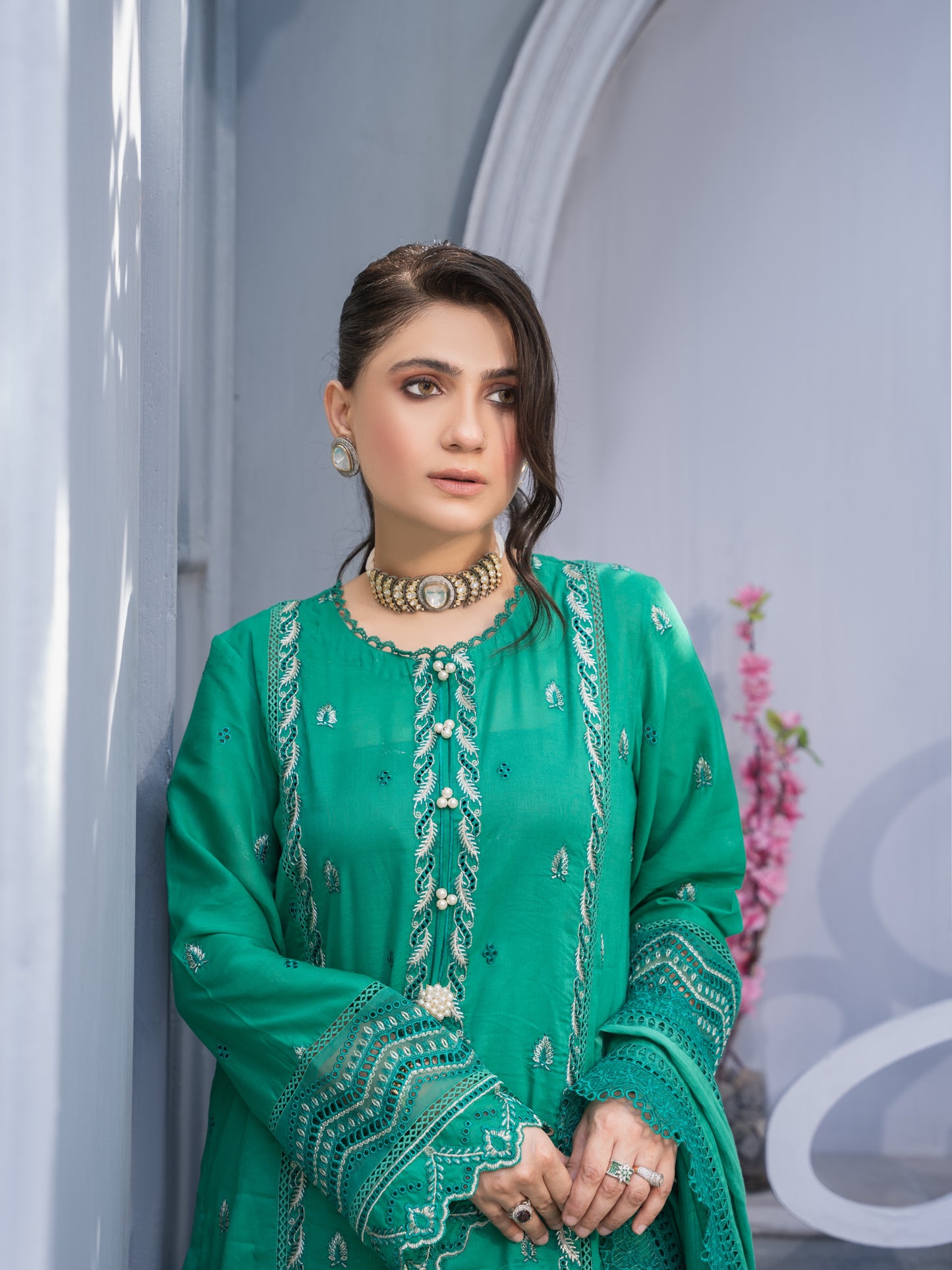 Emerald leaves
