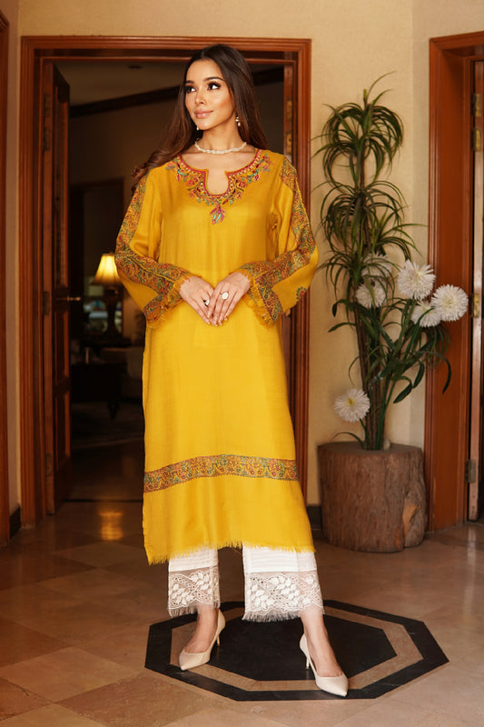 Yellow pashmina